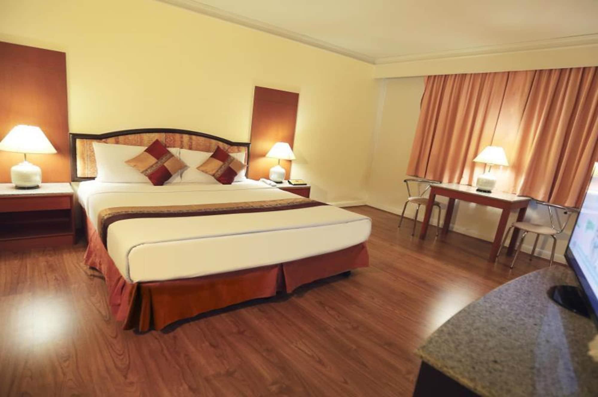 Lee Gardens Plaza Hotel - Sha Plus Хатъяй Экстерьер фото
